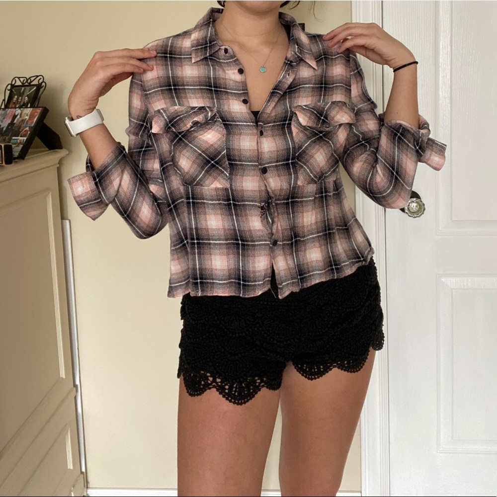 Cropped Light Pink Flannel